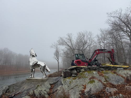 Últimos blogs de la empresa sobre Escultura de lobo de acero inoxidable Wangstone instalada en los Estados Unidos
