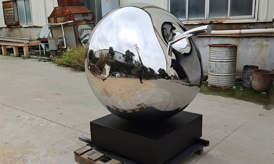 Un buen precio. El metal pulió la decoración al aire libre de acero inoxidable de la escultura de Apple de la fruta en línea