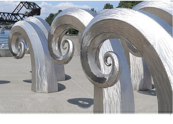 Un buen precio. Escultura grande de la onda del metal del arte público, escultura de acero abstracta al aire libre en línea