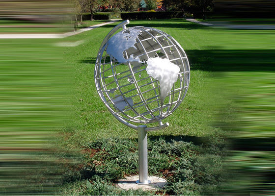 Un buen precio. Escultura decorativa del acero inoxidable con semi - forma meridiana del globo en línea