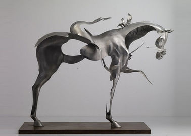 Un buen precio. acabamiento cepillado escultura abstracta de tamaño natural del caballo del acero inoxidable del 170cm en línea