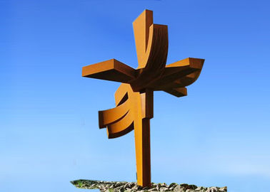Un buen precio. Escultura de acero del jardín de Corten de la forma cruzada para el acabamiento oxidado del óxido del paisaje en línea