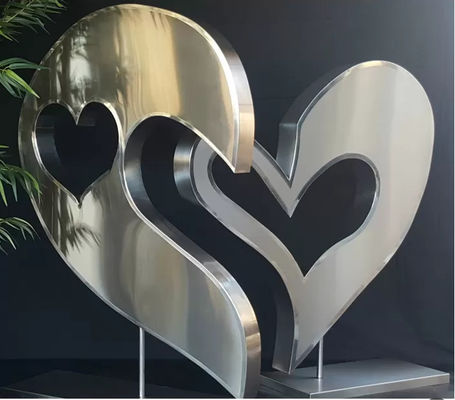 Un buen precio. Tema de amor al corazón Esculturas de arte de acero inoxidable en interiores Servicio ODM y OEM en línea