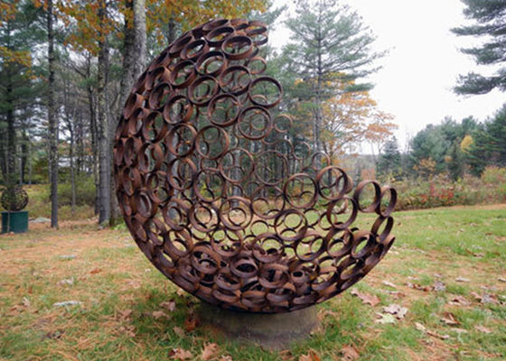 Un buen precio. Decoración de acero contemporánea al aire libre del jardín de la escultura de Corten Hemilspheres en línea