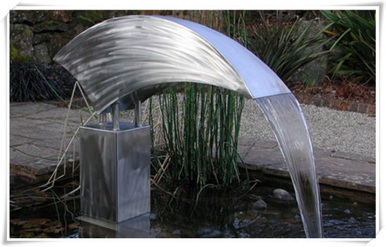Un buen precio. Decoración al aire libre de la charca del jardín de la característica del agua del acero inoxidable de la fuente del metal en línea