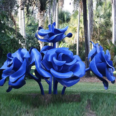 Un buen precio. Gran jardín moderno de decoración de arte público pintura de acero inoxidable flor de rosa escultura en línea