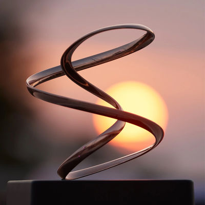 Un buen precio. Escultura cinética 