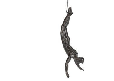 Un buen precio. Estatua de tamaño natural de lanzamiento del hombre del salto de la antigüedad de la escultura de bronce del arte de la pared del final en línea