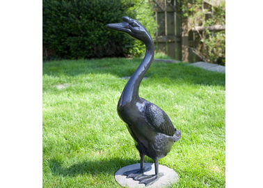 Un buen precio. Estatua de bronce de tamaño de vida moderna al aire libre. en línea