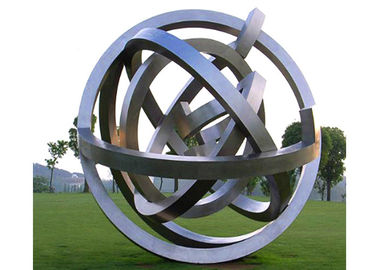 Un buen precio. Escultura moderna grande del arte del jardín de la escultura del acero inoxidable de la esfera al aire libre del metal en línea
