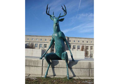 Un buen precio. Escultura grande de los ciervos del bronce de la estatua del bronce de la pátina del verde del bastidor para la decoración de la calle en línea