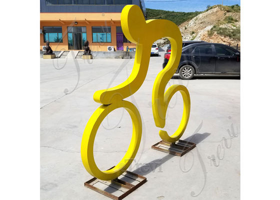 Un buen precio. Escultura de acero inoxidable pintada decorativa pública al aire libre del ciclista en línea