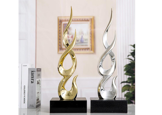 Escultura al aire libre de plata de la fibra de vidrio del oro nano de la galjanoplastia para la decoración casera del jardín