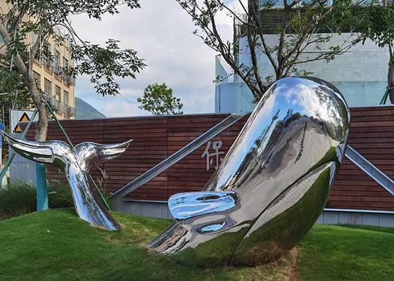 Espejo pulido arte moderno acero inoxidable ballena escultura jardín paisaje