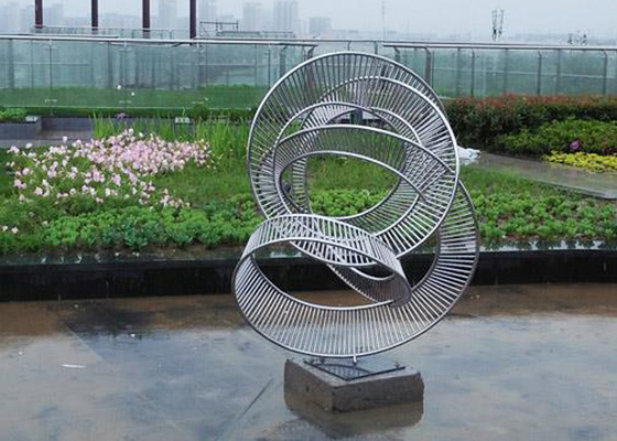 Escultura de acero inoxidable de la cinta del metal para la decoración al aire libre
