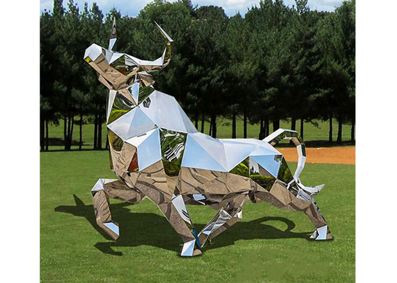 La decoración del jardín pulió la escultura de acero inoxidable de Bull con longitud del tamaño el 180cm