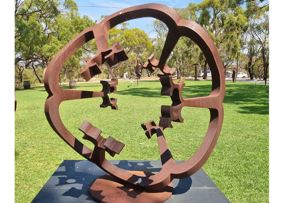 Un buen precio. Esculptura de acero corten de jardín de arte de acero oxidado a medida en línea