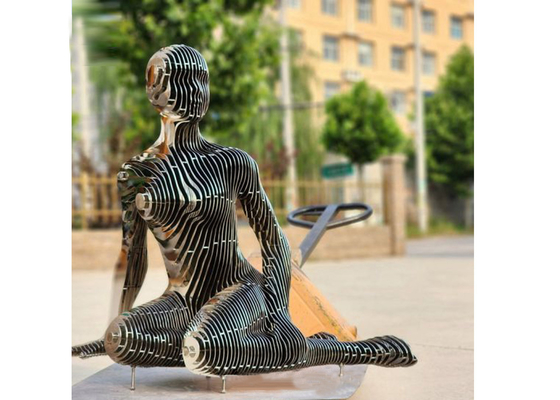 Un buen precio. Jardín o jardín de corte con láser de escultura de mujer de acero inoxidable en línea