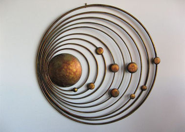 Un buen precio. Escultura contemporánea cortada laser del arte de la pared del metal para la decoración casera moderna en línea