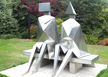 Un buen precio. El jardín contemporáneo del metal esculpe las figuras Matt/acabamiento de los pares del chorreo de arena en línea