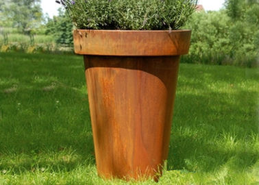 Un buen precio. Maceta de acero señalada por medio de luces moderna del plantador de Corten de la columna para la decoración del hotel en línea