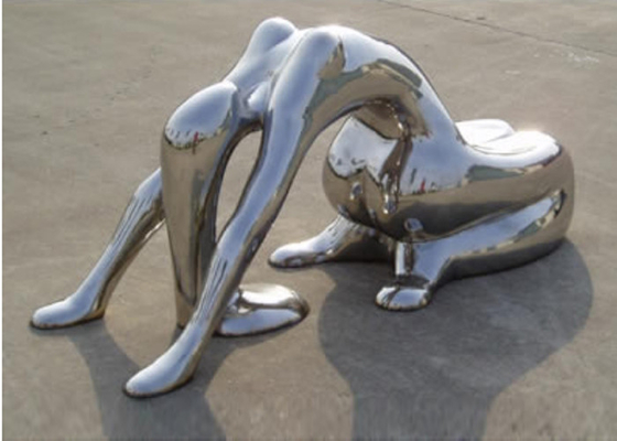 Arte moderno de metal de acero inoxidable Escultura de yoga de la dama pulida