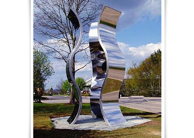 Un buen precio. Escultura al aire libre del metal del diseño nuevo, superficie pulida espejo de las estatuas del jardín del metal en línea