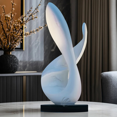 Un buen precio. Decoración moderna hecha a mano Escultura elegante de fibra de vidrio en línea