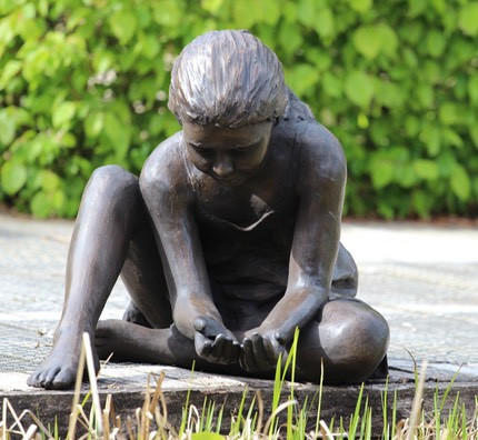 Escultura figurativa de metal de jardín moderno de bronce Decoración de arte público