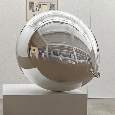 Galería de interiores modernos Art Decor Esculptura de globo de acero inoxidable pulido hecha por fábrica de esculturas