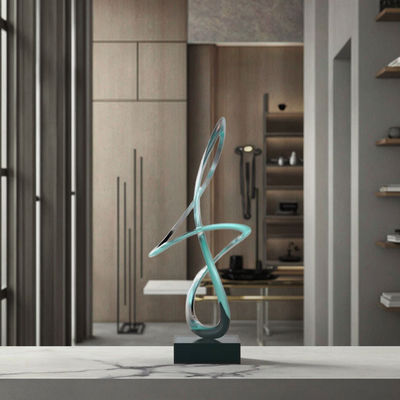 Un buen precio. Modern Elegant Metallic Art Sculpture High-End Decorative Statue for Interior Design en línea