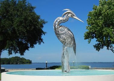Un buen precio. Decoración al aire libre de la yarda del final de Matt de los pájaros de las esculturas del jardín del metal de la forja en línea