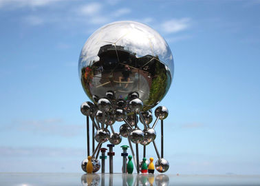Un buen precio. Escultura al aire libre del fútbol de la decoración gigante en la ciudad con tamaño de encargo en línea