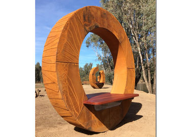 Un buen precio. Escultura del jardín de Corten del diseño del banco de la forja para la decoración, ODM disponible en línea