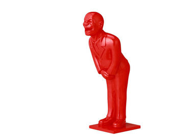 Un buen precio. Escultura roja pintada recepción de tamaño natural de la fibra de vidrio del hombre de la inclinación de la escultura del metal en línea