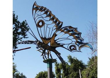 Un buen precio. Mariposa al aire libre del acero inoxidable de la escultura del metal del insecto gigante del jardín para el paisaje en línea