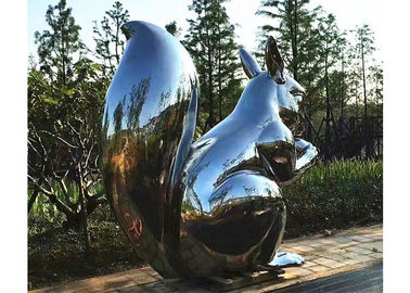 Un buen precio. Artistas animales adorables de encargo de la escultura, escultura de la ardilla para la decoración del jardín en línea