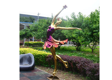 Un buen precio. Fabricación de tamaño natural plateada titanio de la escultura del acero inoxidable de la estatua de la muchacha de baile en línea