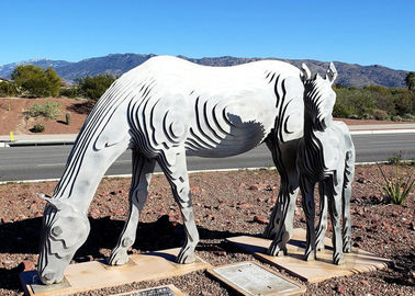 Un buen precio. Final animal de Matt del acero inoxidable de la escultura del extracto de tamaño natural del caballo en línea