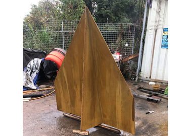 Un buen precio. La escultura de acero de Corten de la estabilidad de la corrosión aherrumbró el diseño plano de papel del jardín en línea