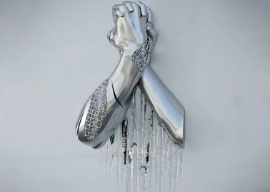 Un buen precio. Escultura pulida increíble de la pared del acero inoxidable del espejo de manos del metal en línea