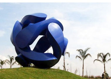 Un buen precio. El gigante pintó la escultura al aire libre de acero inoxidable del metal para el público en línea