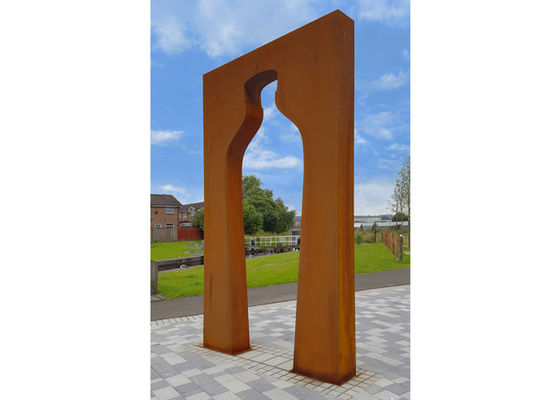 Un buen precio. Escultura de acero de la botella de vino del jardín de Corten del diseño grande del paisaje en línea