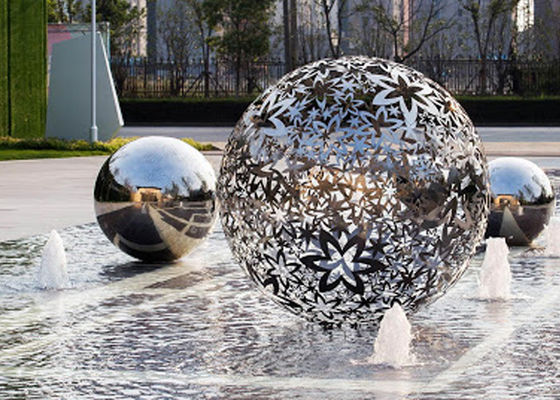 Un buen precio. escultura inoxidable de la bola de acero de la fuente de agua del 100cm 316 en línea