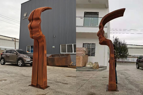 Escultura de acero de la cara del metal de Corten de la altura rústica de 3M para el jardín